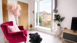 AMETHYST - 4br all with ensuite & parking - 5
