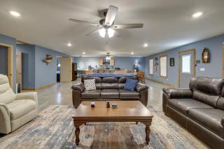 1 Mi to Greers Ferry Lake! Outdoor Adventure Base - 9