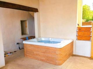 Grand Loft de Standing 140m2 Jacuzzi Privatif, Terrasse 60m2 Vue Dégagée - Marcorignan - 9
