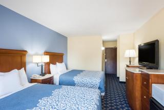 Aderi Hotel Near Casino - Niantic - 8