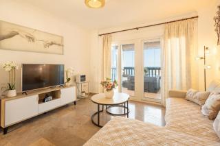Puerta Del Mar Penthouse Beachfront - Happy Rentals - 8