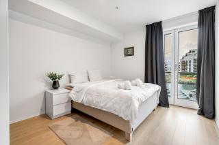 Beautiful Oceanfront Stay l Balcony & Amazing View - 8