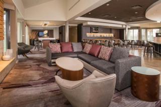 Courtyard by Marriott Kansas City Airport - 4