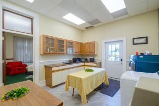 Walkable Main Street Apartment in Princeton! - 4
