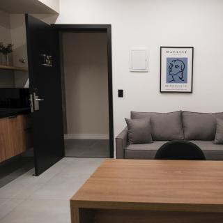 Leonard Hotel - 4