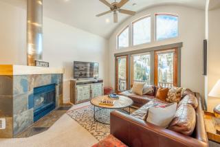 Ski-In/Out Solitude | Pool, Hot Tub | Mountain Views - 3