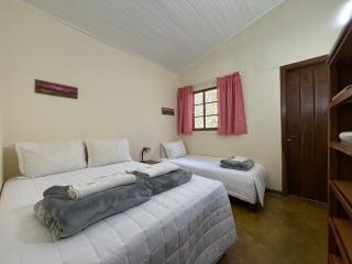 Casa com cachoeiras e contato com a natureza - 3