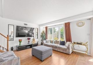 Family Corporate 3BR Yard Parking VW Amazon - 5