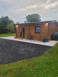 Nellies log cabin - 4