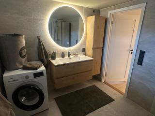 Charming Nordic Basement Apartment - 3
