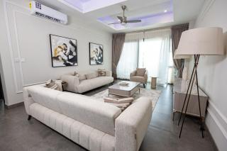 Contemporary Luxury 2 Bedroom, Labone Accra - 0