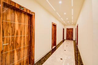 Hotel O Shree Krishna Palace - 7