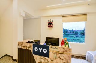 Hotel O Shree Krishna Palace - 4