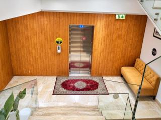 HOTEL BEAUTIFUL - 7