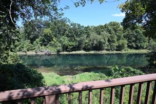 Riverfront Little Red Cabin, Hot Tub, World-class Trout Fishing, Views & Boat Access - 3