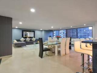 Penthouse 5 habitaciones, vista panorámica Medellín, Poblado - 7