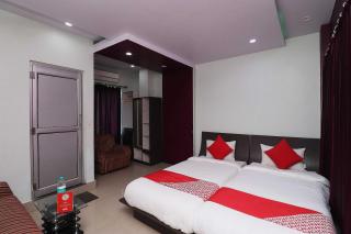SPOT ON Hotel Sky Star - 3