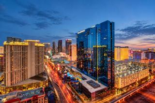 MGM Signature 11th Floor 2BR Combo Strip View No Resort Fee - 6