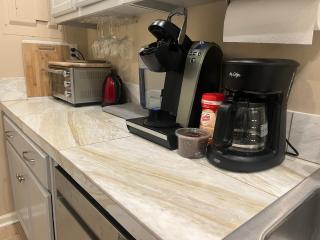 Classic City 3 bedroom 2 bath condo with deck close to UGA, Five Points, and Memorial Park in Athens - 4