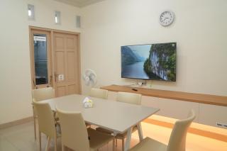 eRWe House Batikan - 1