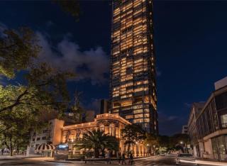 The R Line | Floor 42 Skyline | King Suite | Pool - 3