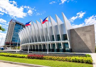 St Honore Megaworld Near Iloilo Convention Center Pool and Free WiFi - 1