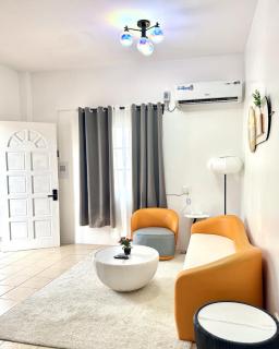 Royal Palms Tres 1359 - 2