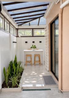 Lipa City Getaway Bright & Modern 3BR - 4