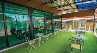 Winhouse Hotel - 8