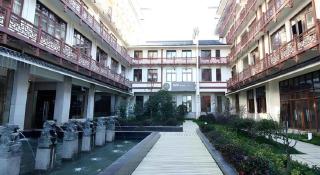 Wuxi Zenmore Hotel - 8