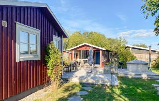 Lovely Home In Skäppevik With Wifi - 0