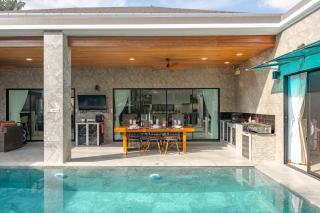 Noi's Villa - tropical oasis with pool and maid - 4