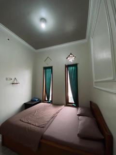 Homestay Teguh - 4