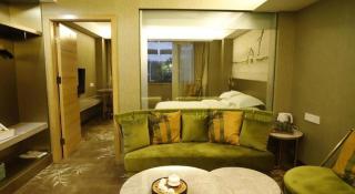 Cuizhu Hotel (Shenzhen Dongmen City View Centre) - 4