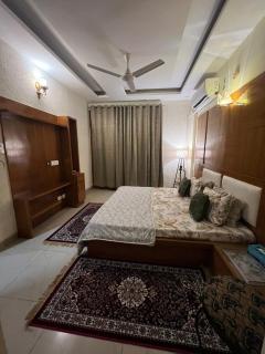 Calm and cozy 2bhk - 8