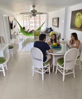 Apartamento en el Rodadero, Confortable y amplio, con vista al mar, a 80mt de la playa, DELAMAR Apartmet - 8