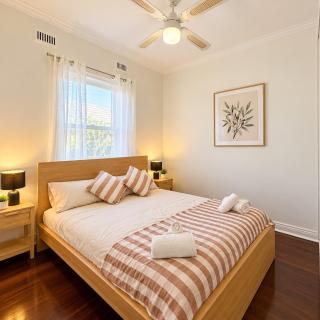 Comfy family home-15 mins to CBD & beach - 2
