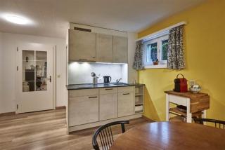 Charming Swiss Mountain Apartment - 2