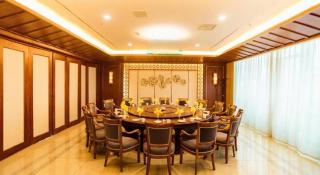 Yanji Yanbian International Hotel - 7