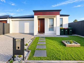 The House of Joy -Glenelg Beach Getaway - 0