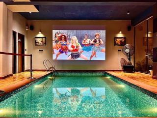 Fusion by Ven a casa - Pool, Games, Gym, Breakfast - 3