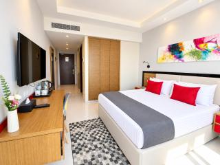 The Ray Hotel and Studios - 6