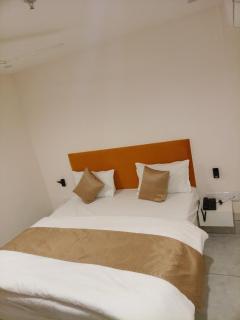 The Grand Vista Hotel - 4