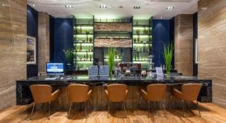 Echeng Hotel Wuhan Optics Valley Square Yangjiawan Metro Station - 1