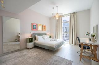 Luxury 1BR - Private Balcony & Stunning Al Reem Skyline Views - 5