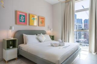 Luxury 1BR - Private Balcony & Stunning Al Reem Skyline Views - 2
