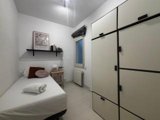 Stylish Apartment in Barcelona - 5
