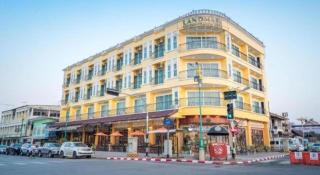 LANDMARK NAKHONPHANOM HOTEL - 7