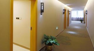 GreenTree Inn Shanghai Railway Station Macao Road - 2