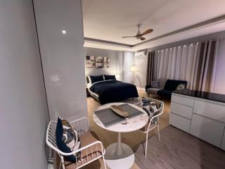 The Cozy Corner - 5